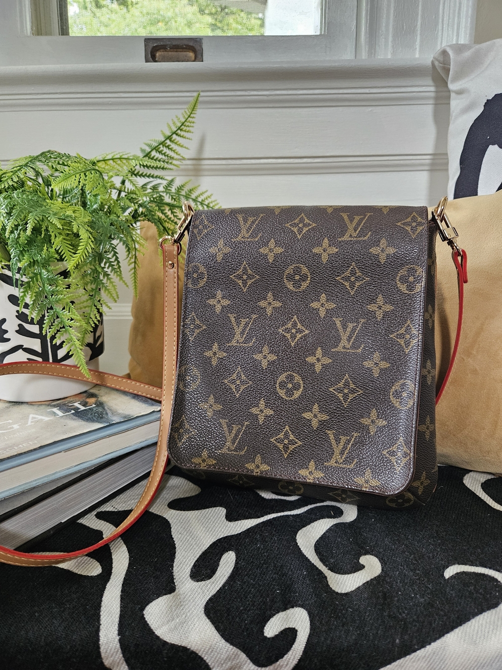 Auth Louis Vuitton Monogram Musette Salsa Long Shoulder Crossbody Bag